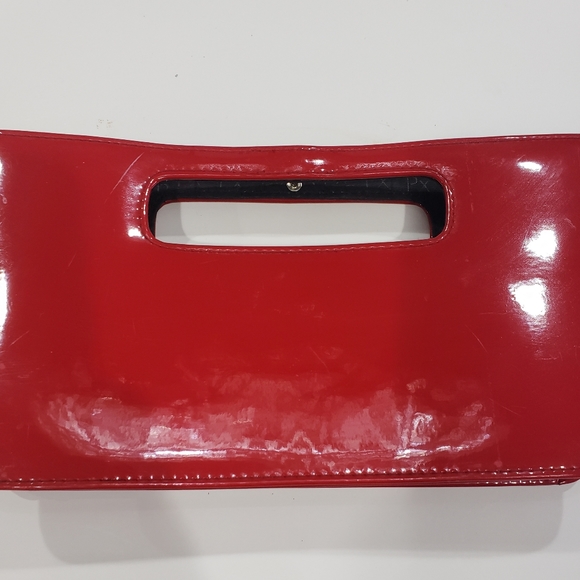 Red Clutch - Picture 3 of 4